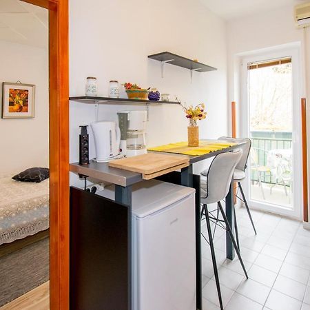 Studio Gabi, Premantura Apartment Екстериор снимка