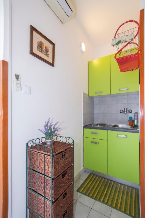 Studio Gabi, Premantura Apartment Екстериор снимка
